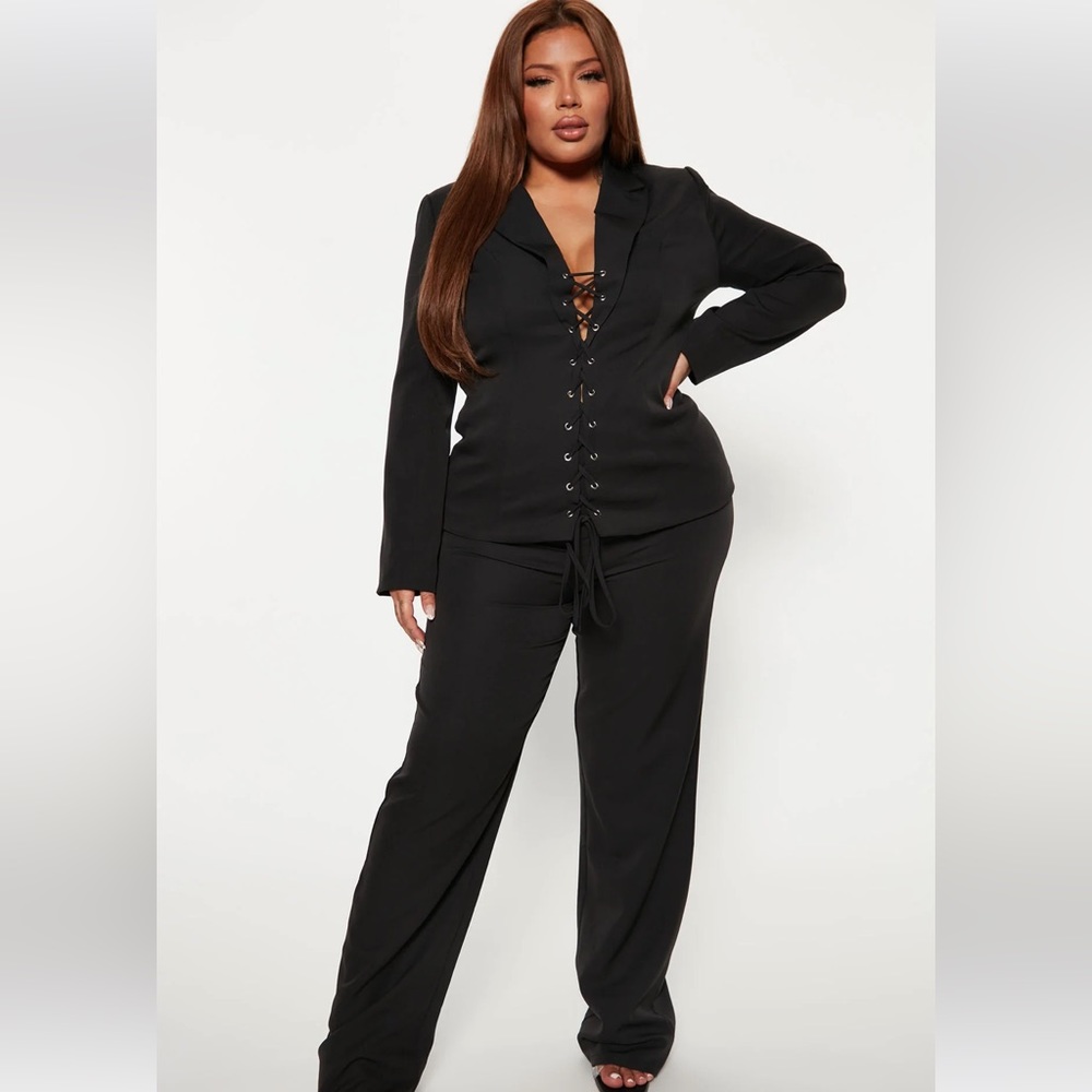 Lace me up blazer pant suit 2xl. Opened Brand New